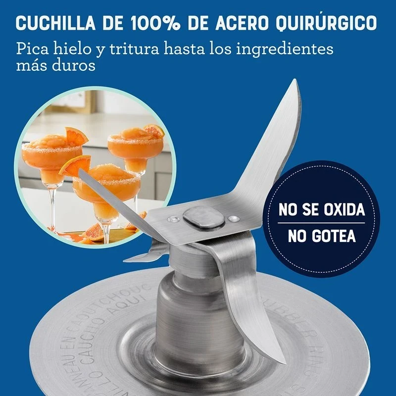 Licuadora clásica Oster® negra con perilla ergonómica de 3 velocidades  4