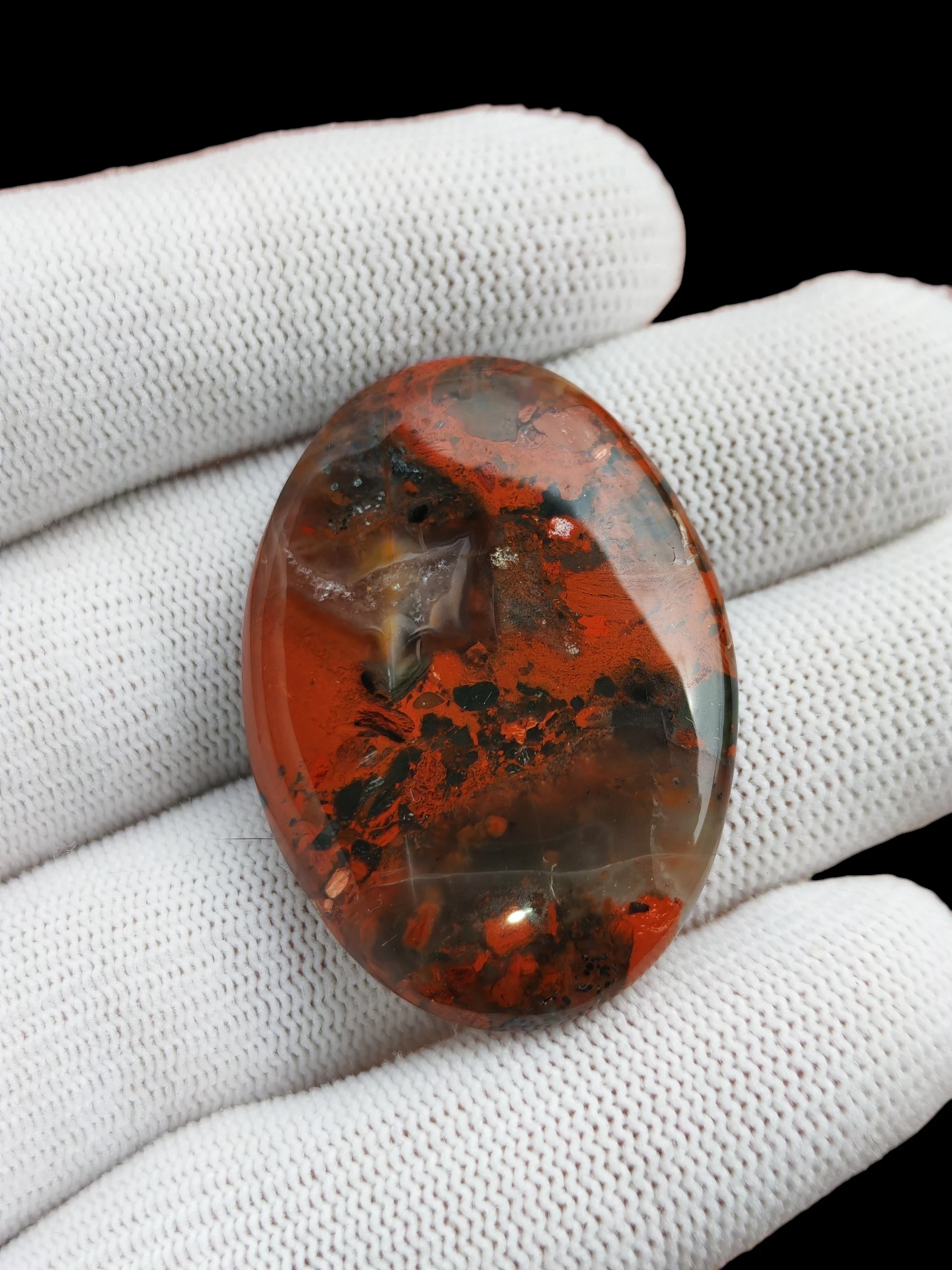 Cabujón de jaspe brechado rojo 4