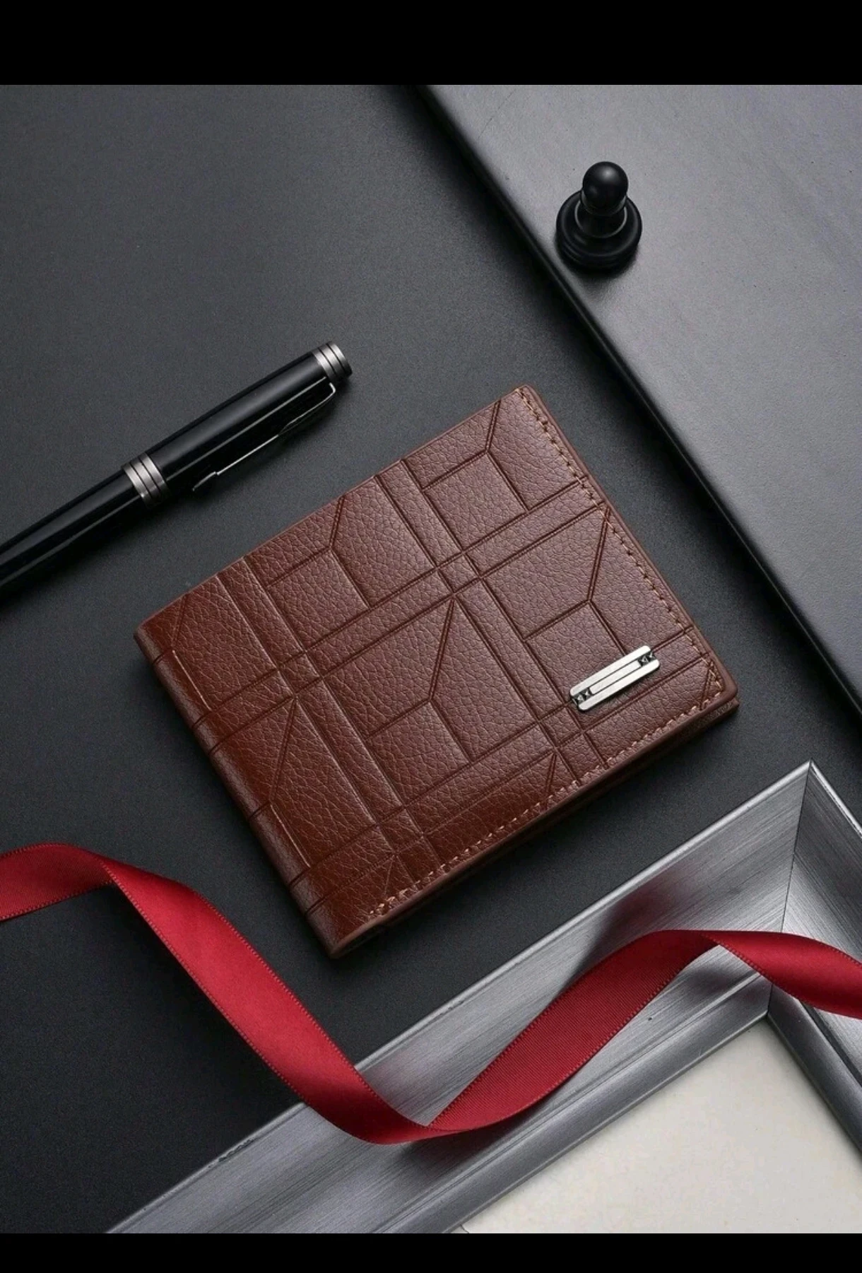 Billetera Ejecutiva Minimalista - Billetera de Poliuretano Premium con Grabado Geométrico 9