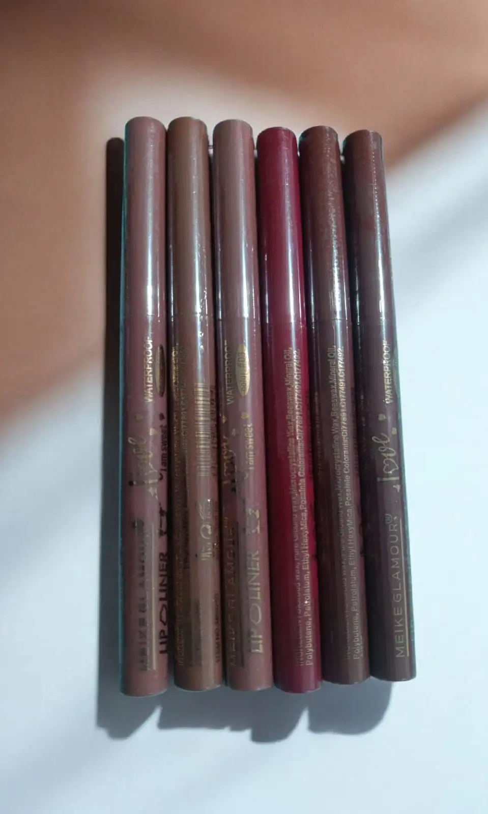 DELINEADOR DE LABIOS MEIKE GLAMOUR