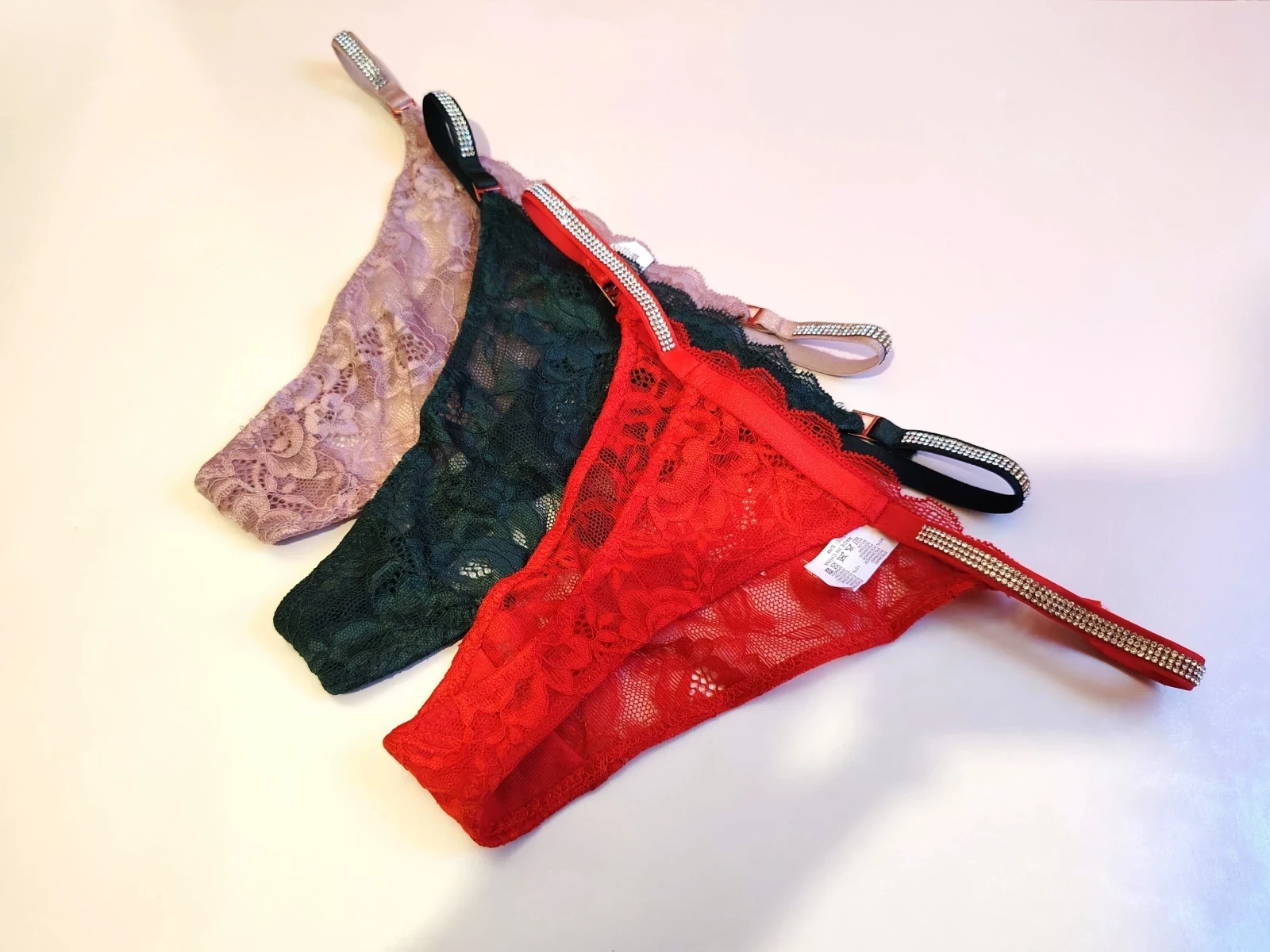 Tangas con brillos (talla S/M) 3 piezas  3