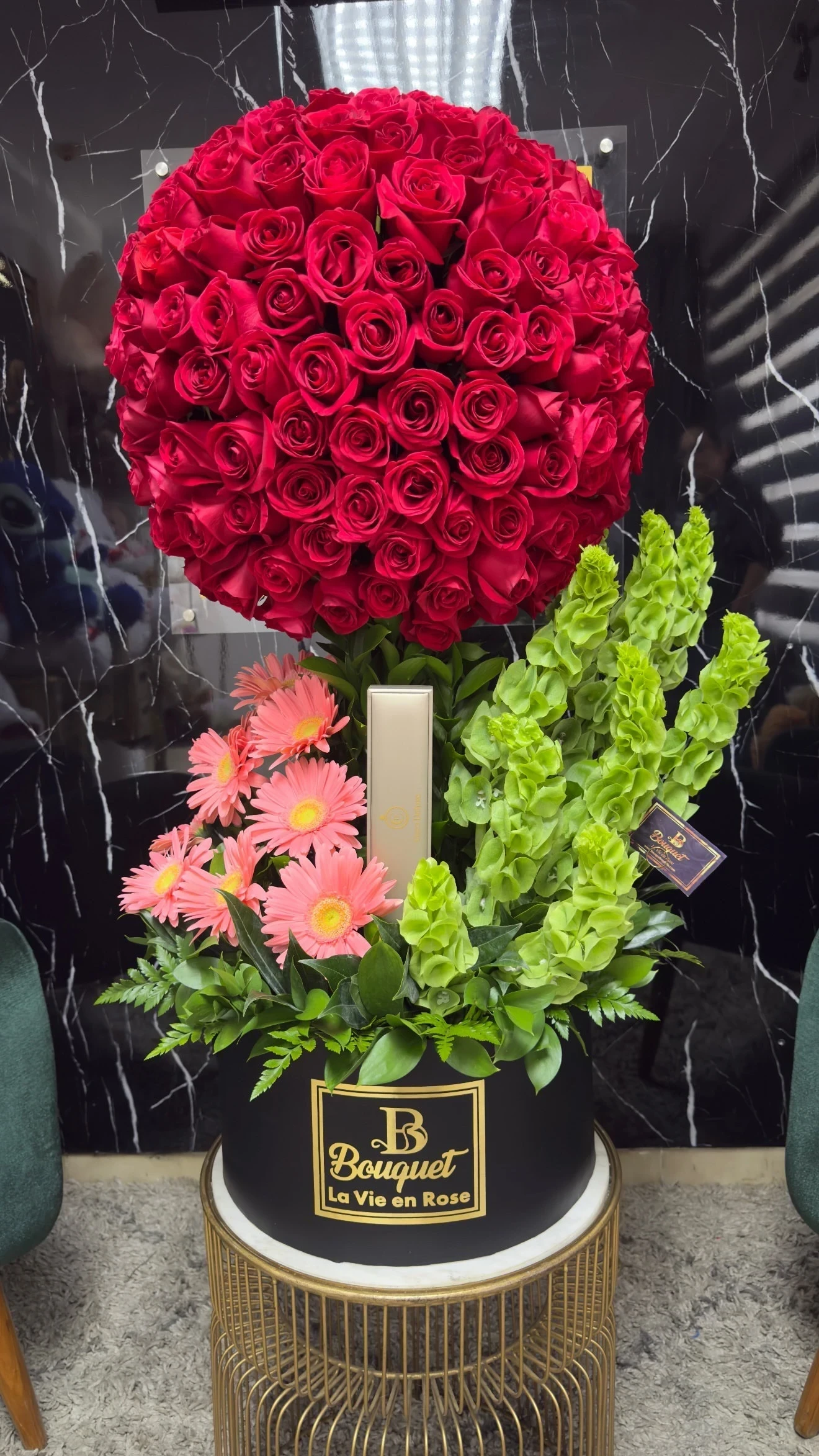 Redondo con bola maxi de rosas 
