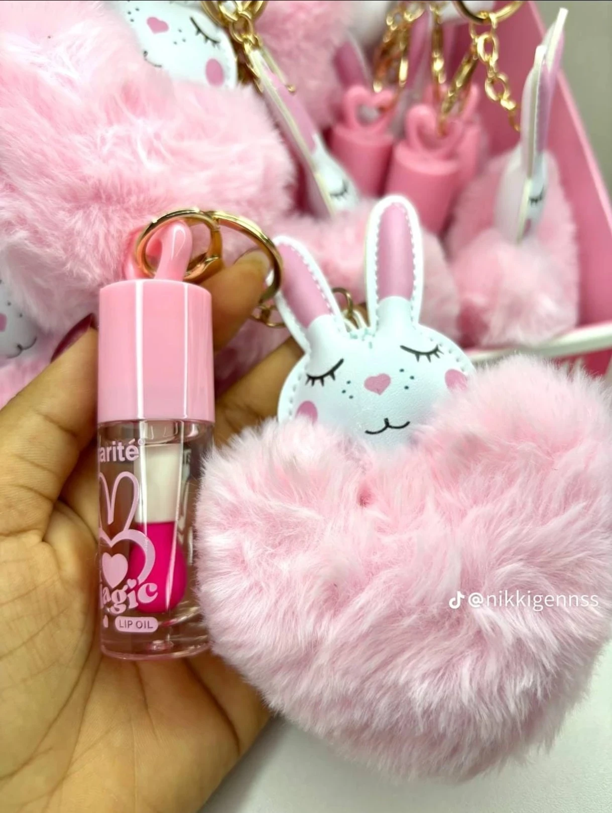 Lip oil Magic de llavero conejito 🥰💖 2
