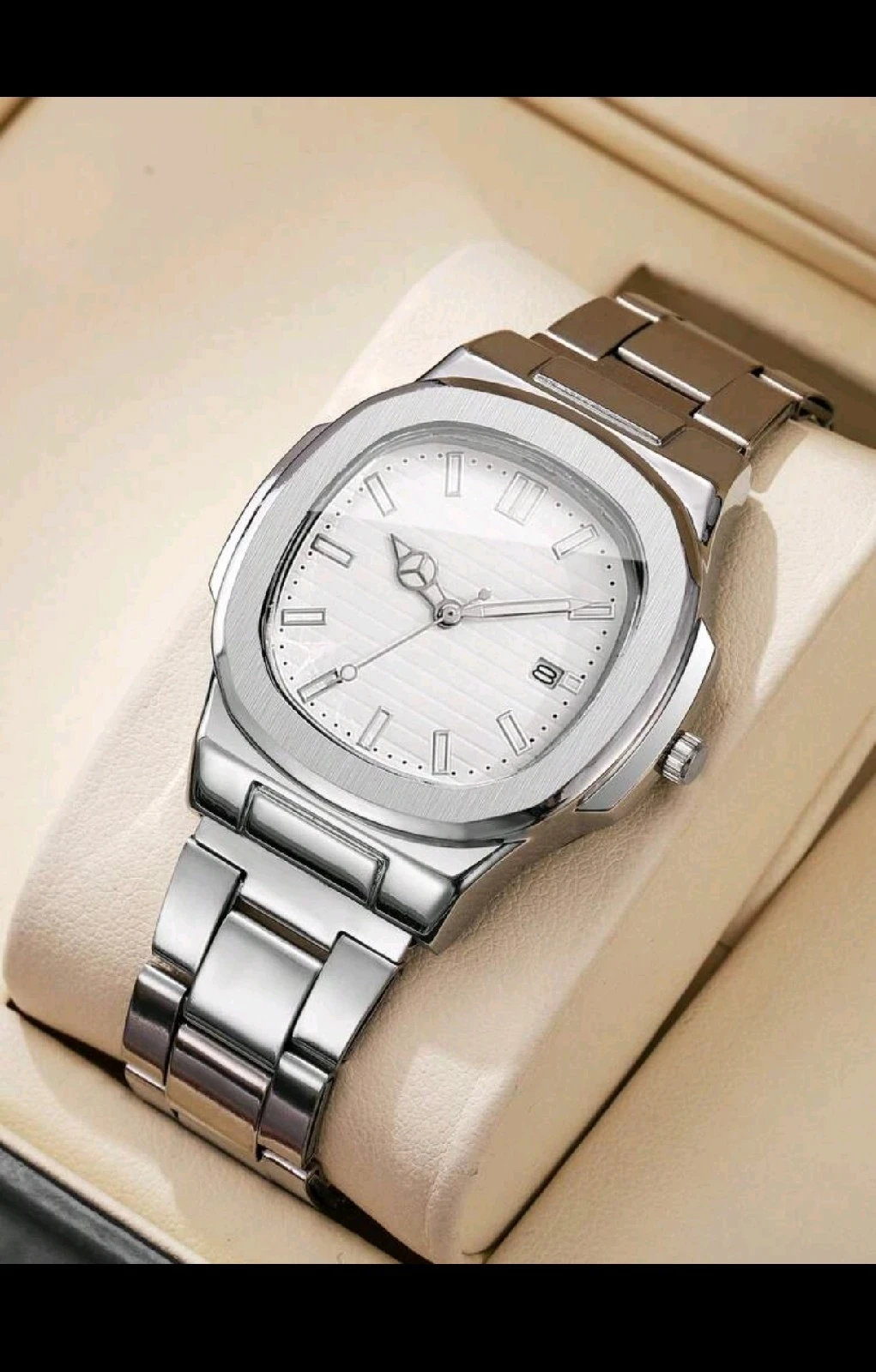 Reloj Análogo Ejecutivo con Bisel Octagonal y Fechador