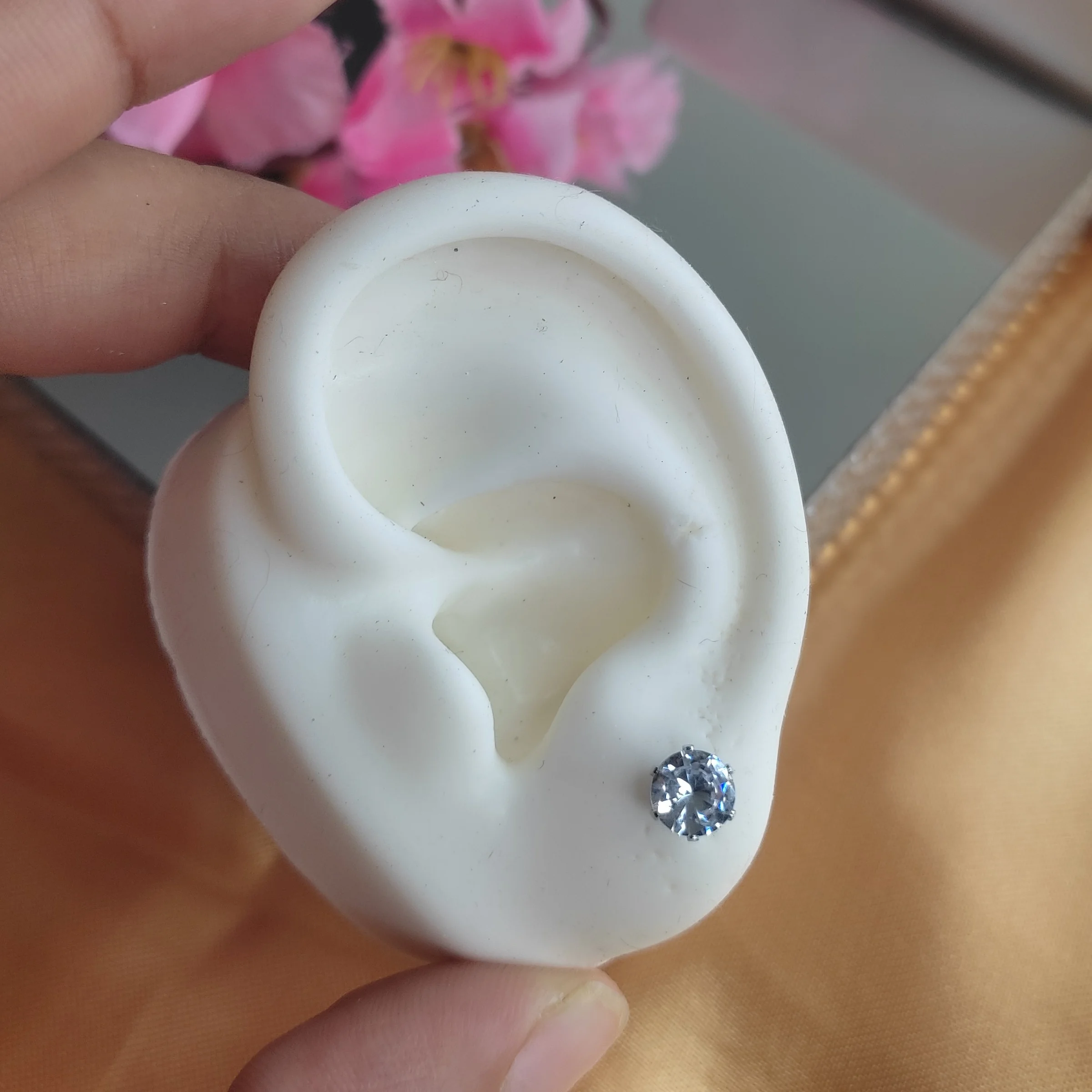 TOPO SILVER ZIRCON