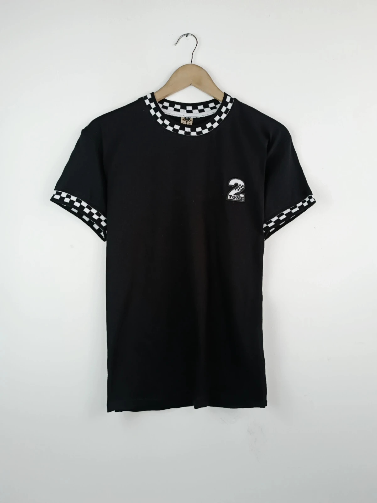 Camiseta negra ska 2tone 