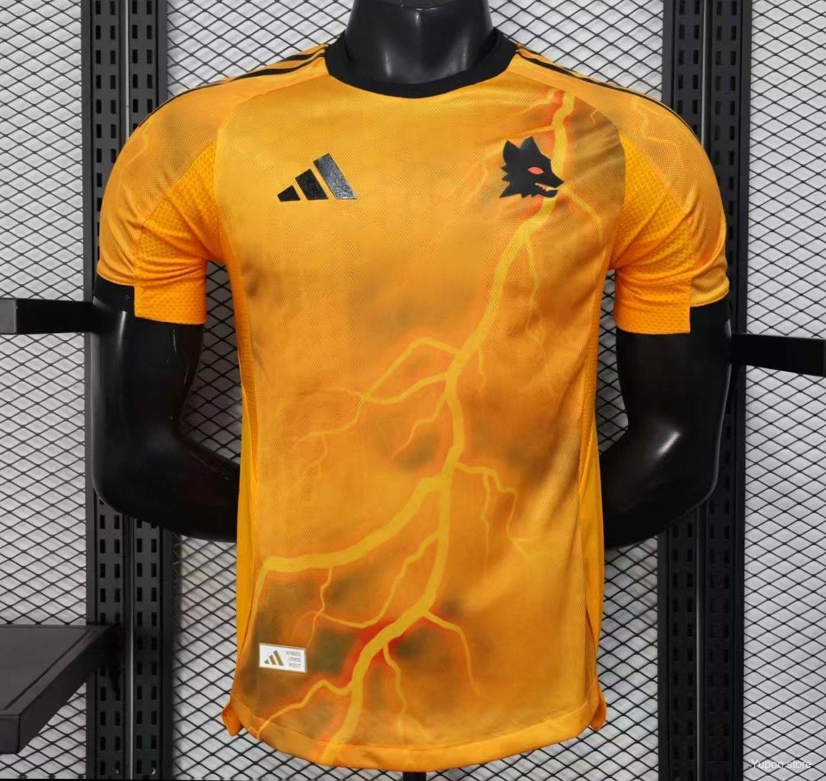 CAMISETA VERSION JUGADOR IMPORTADA ROMA
