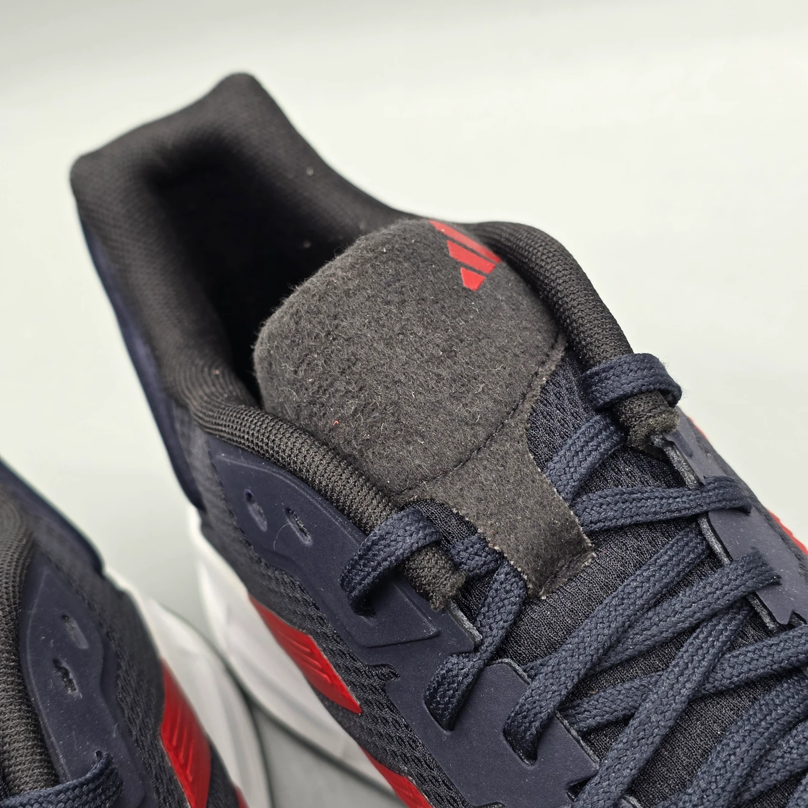 ADIDAS DURAMO 10  5