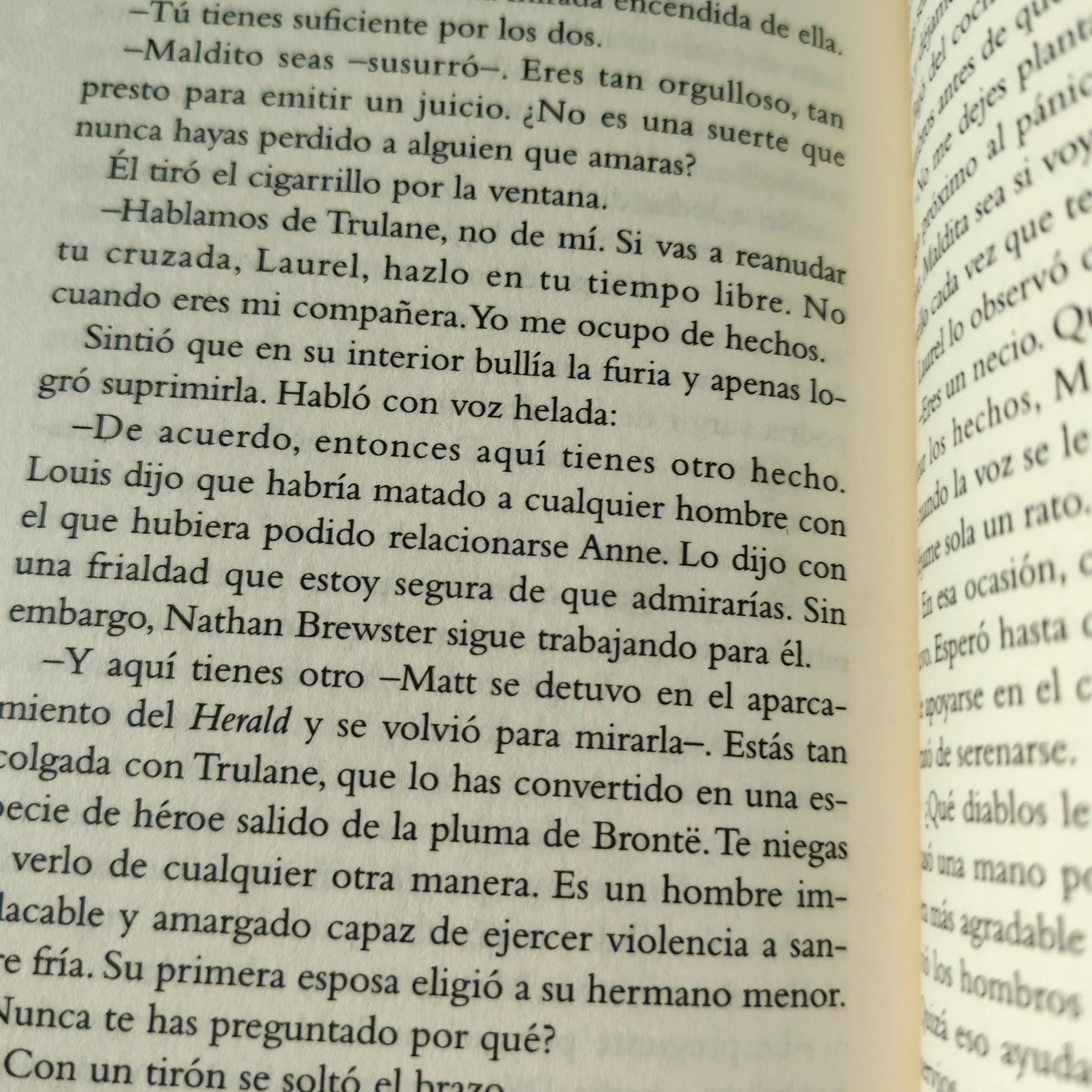 Más que rivales Nora Roberts usado  3