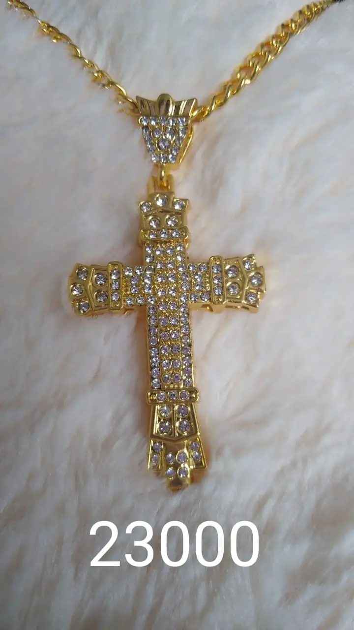 Cadena con Dije Dorado Hombre 2