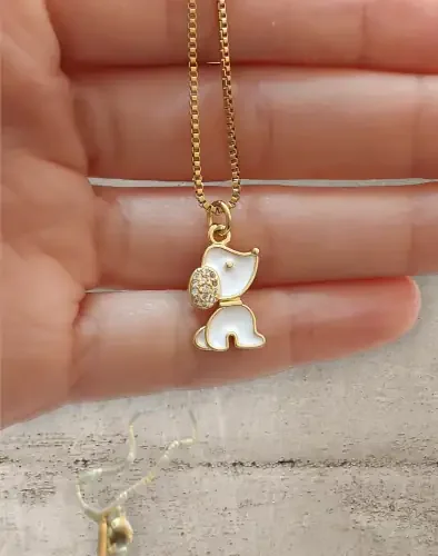 Cadena con pendiente "Perrito"