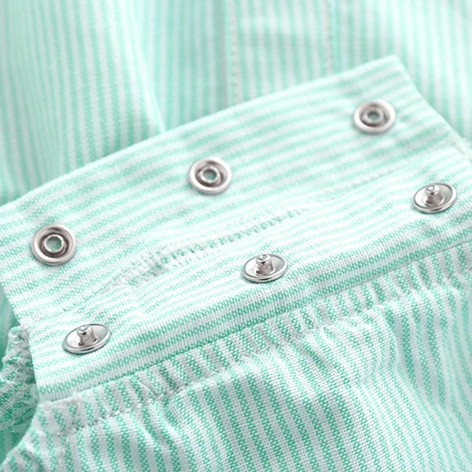 TRAJE ELEGANTE A 4