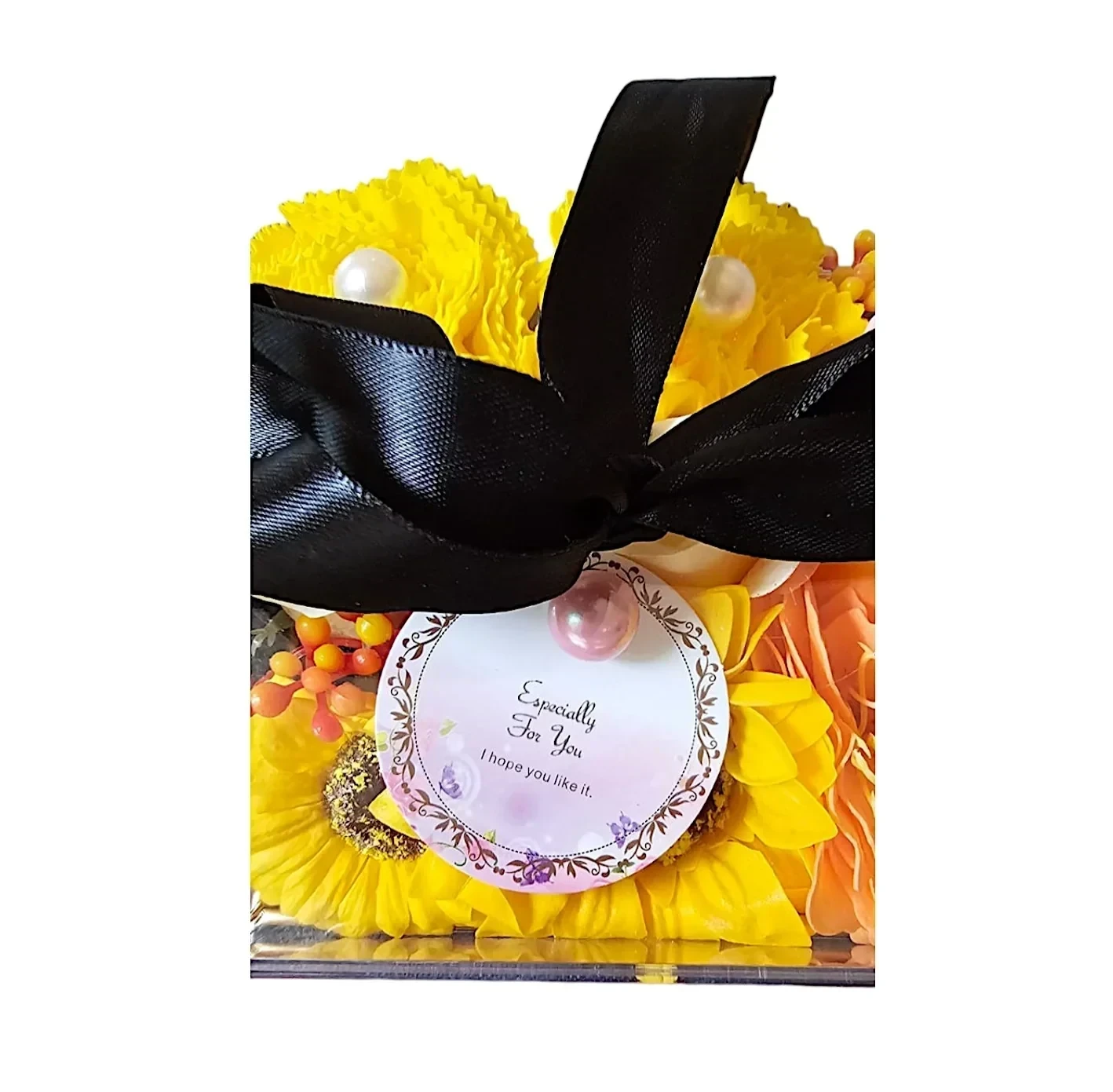 RAMO DE FLORES EN CAJA DE ACRÍLICO 3