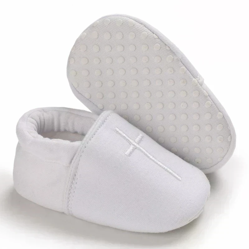 BAUTIZO ZAPATITOS BLANCOS 3