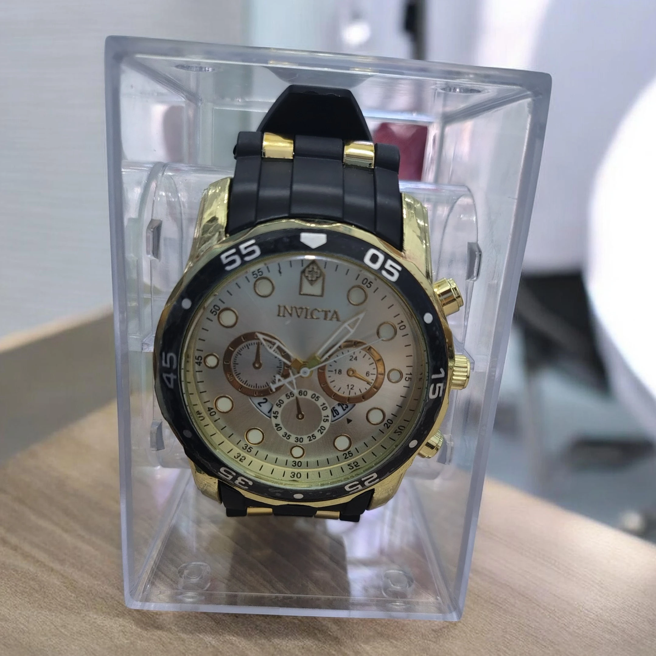 RELOJ INVICTA PARA HOMBRE 