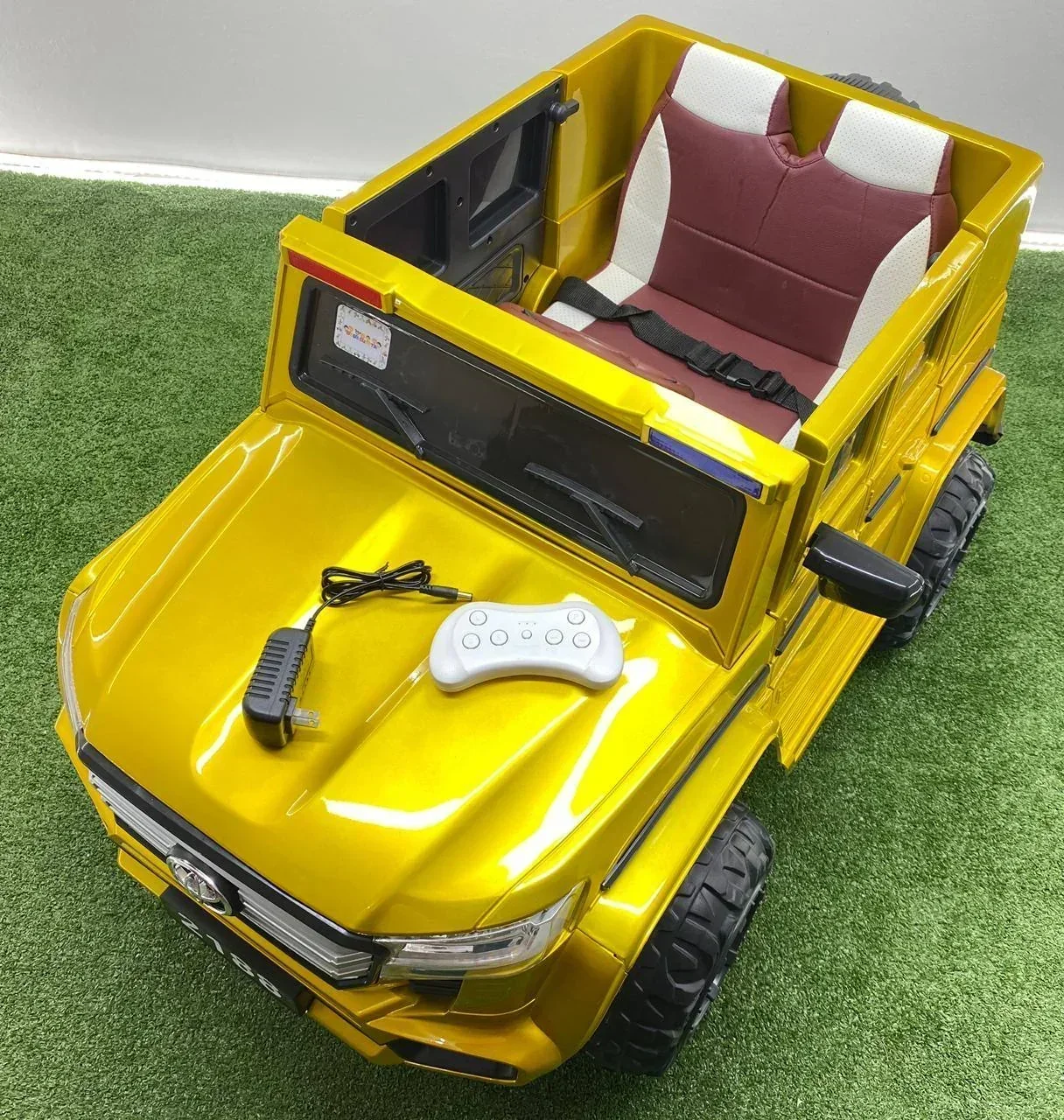 Camioneta Montable  Niño Niña Toyota  1 a 5 Años 9