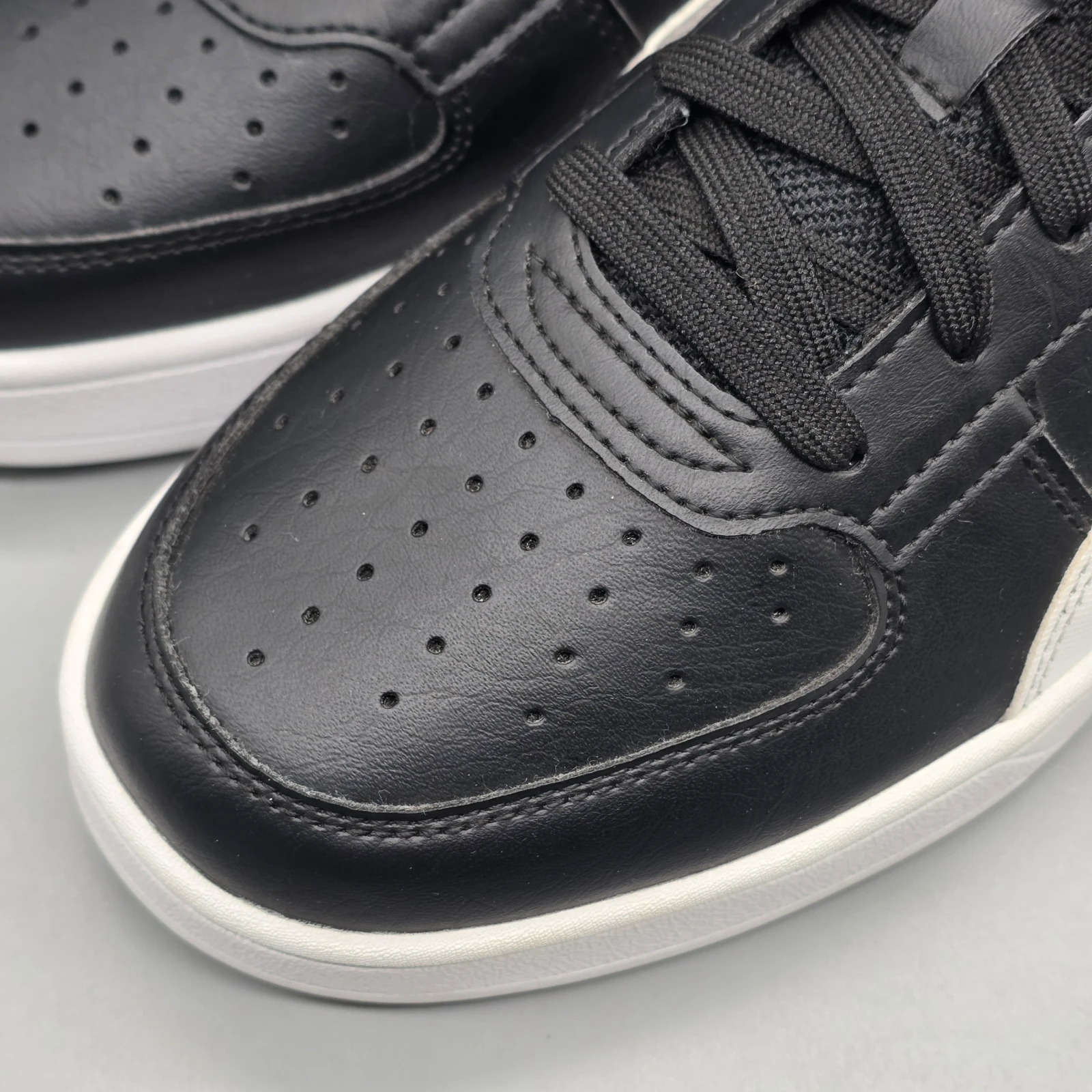 PUMA FERRARI CAVEN 2.0 4