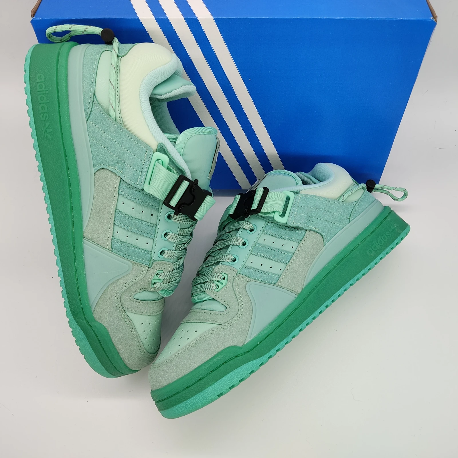 ADIDAS FORUM X BAD BUNNY (1.1 PANAMEÑO) 4