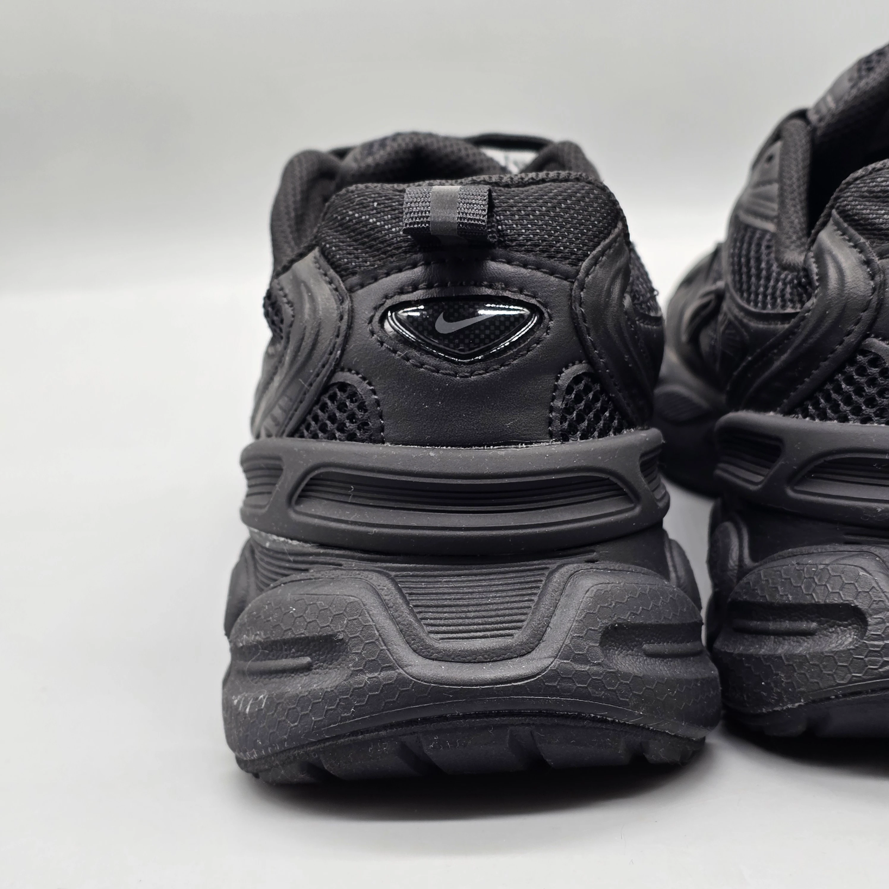 NIKE INITIATOR (RÉPLICA 1.1) 8