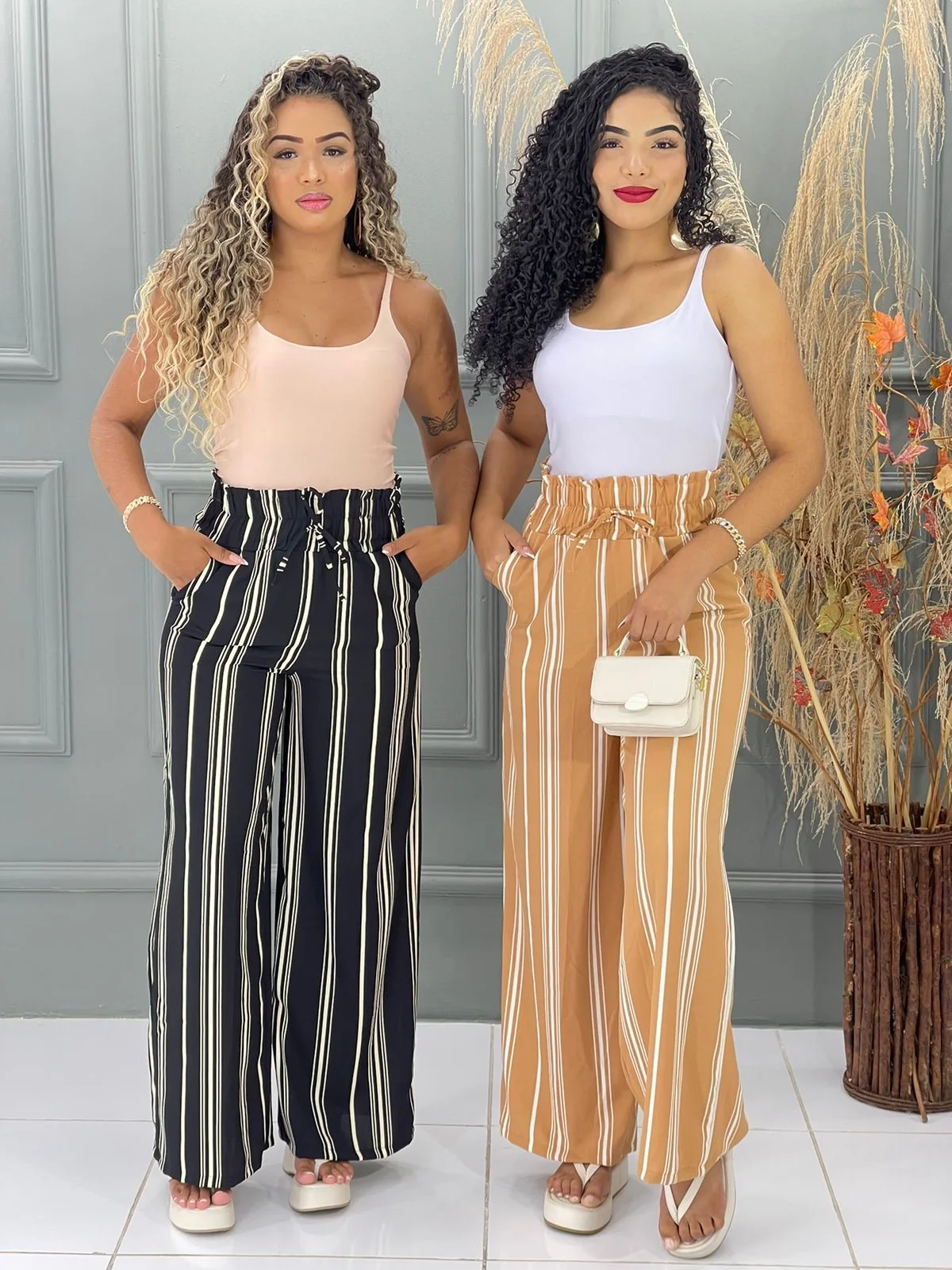 Calça pantalona listrada