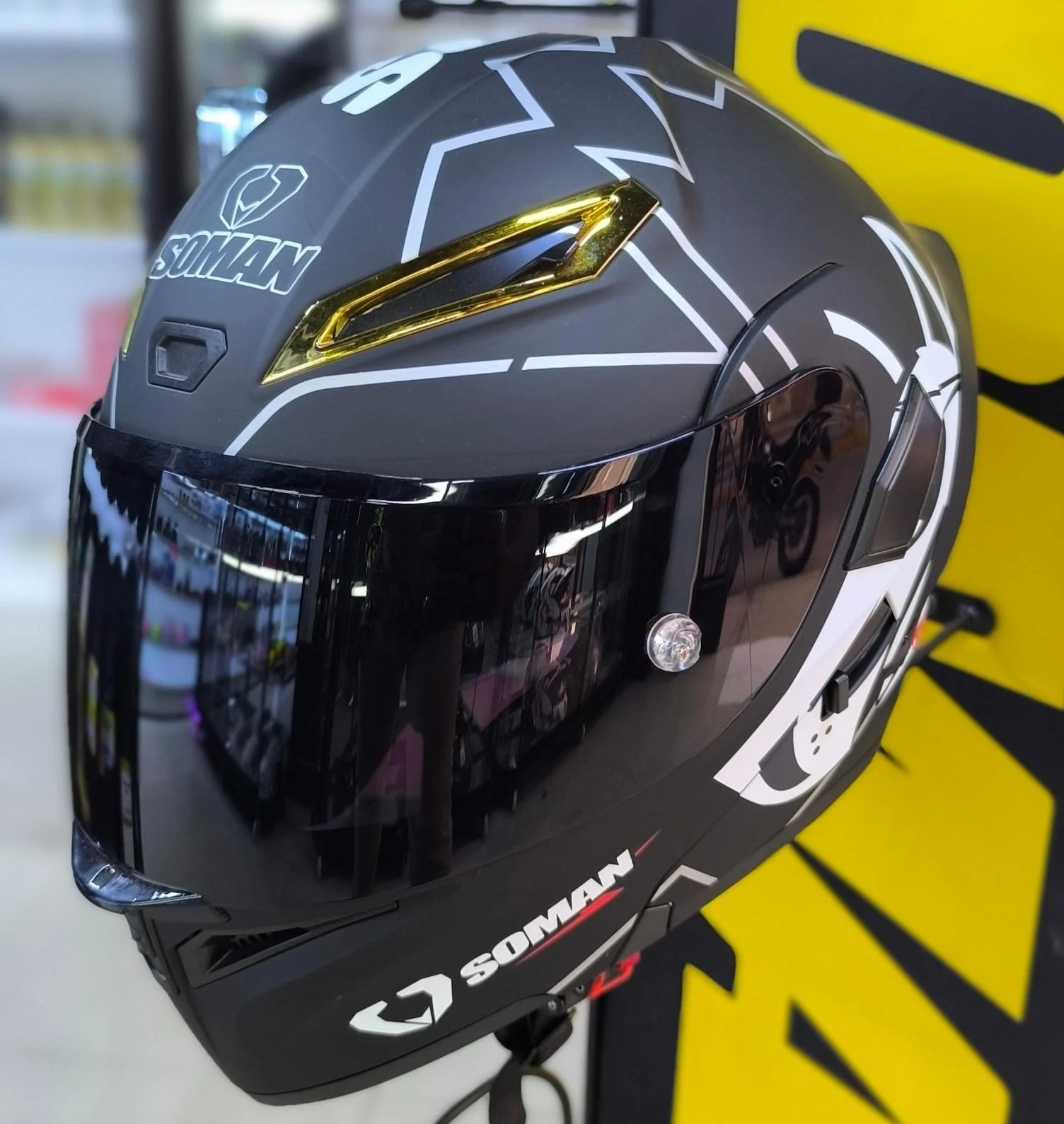 CASCO SOMAN ABATIBLE PERRO