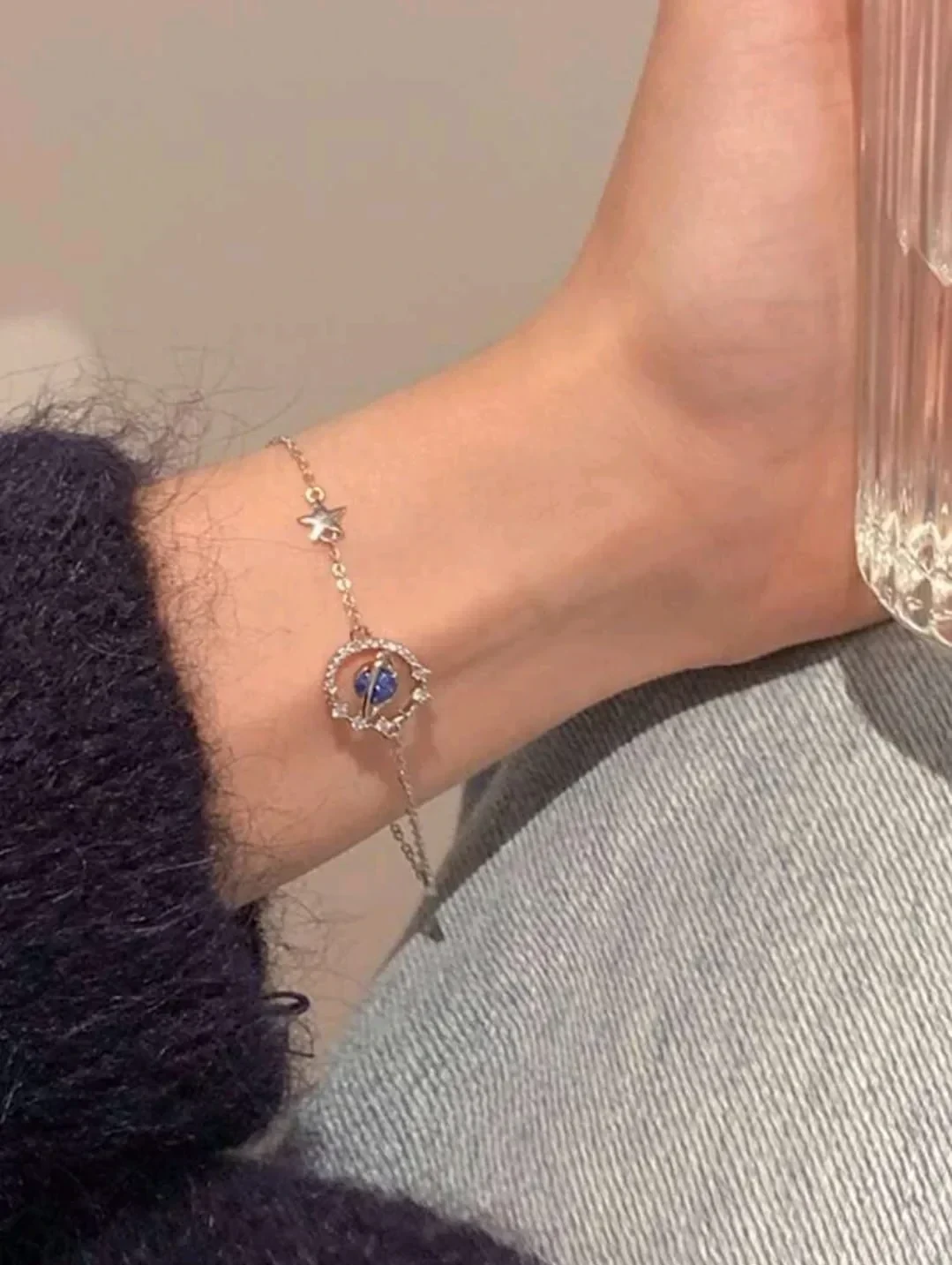 Pulsera decorada con estrella, luna y planeta azul fantasía fina 2