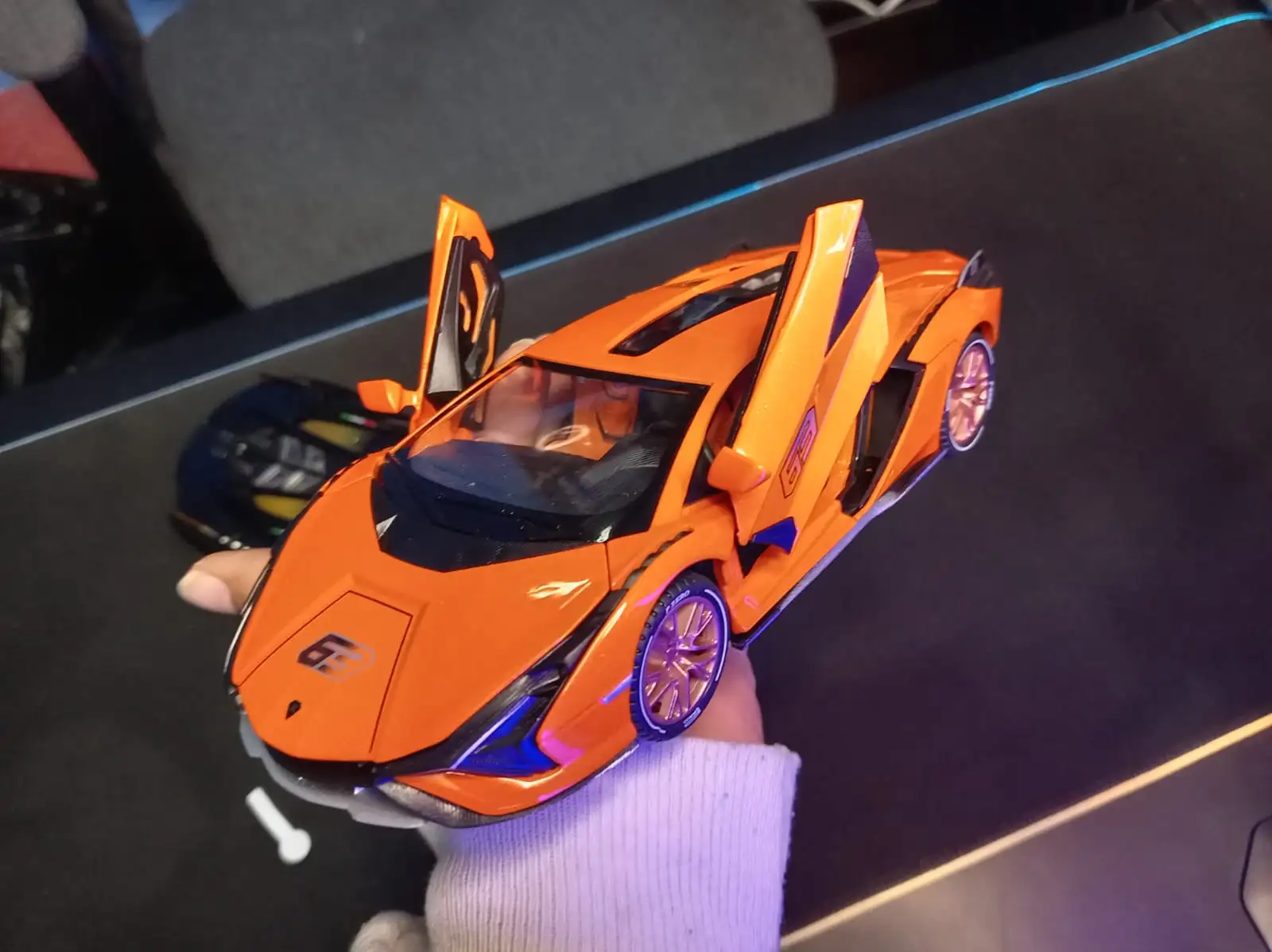 CARRO LAMBORGHINI  3