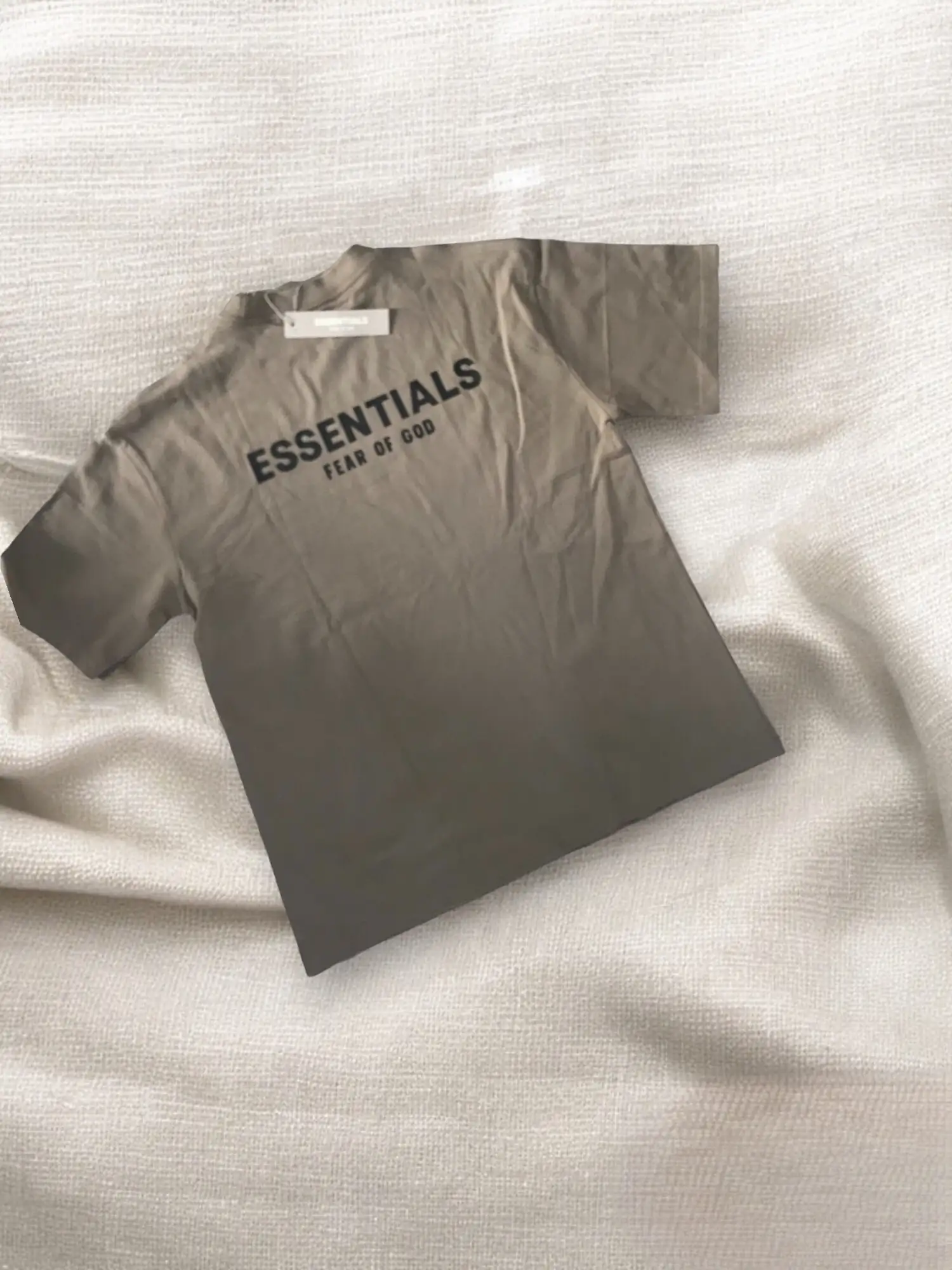Camiseta Essentials Beige 3
