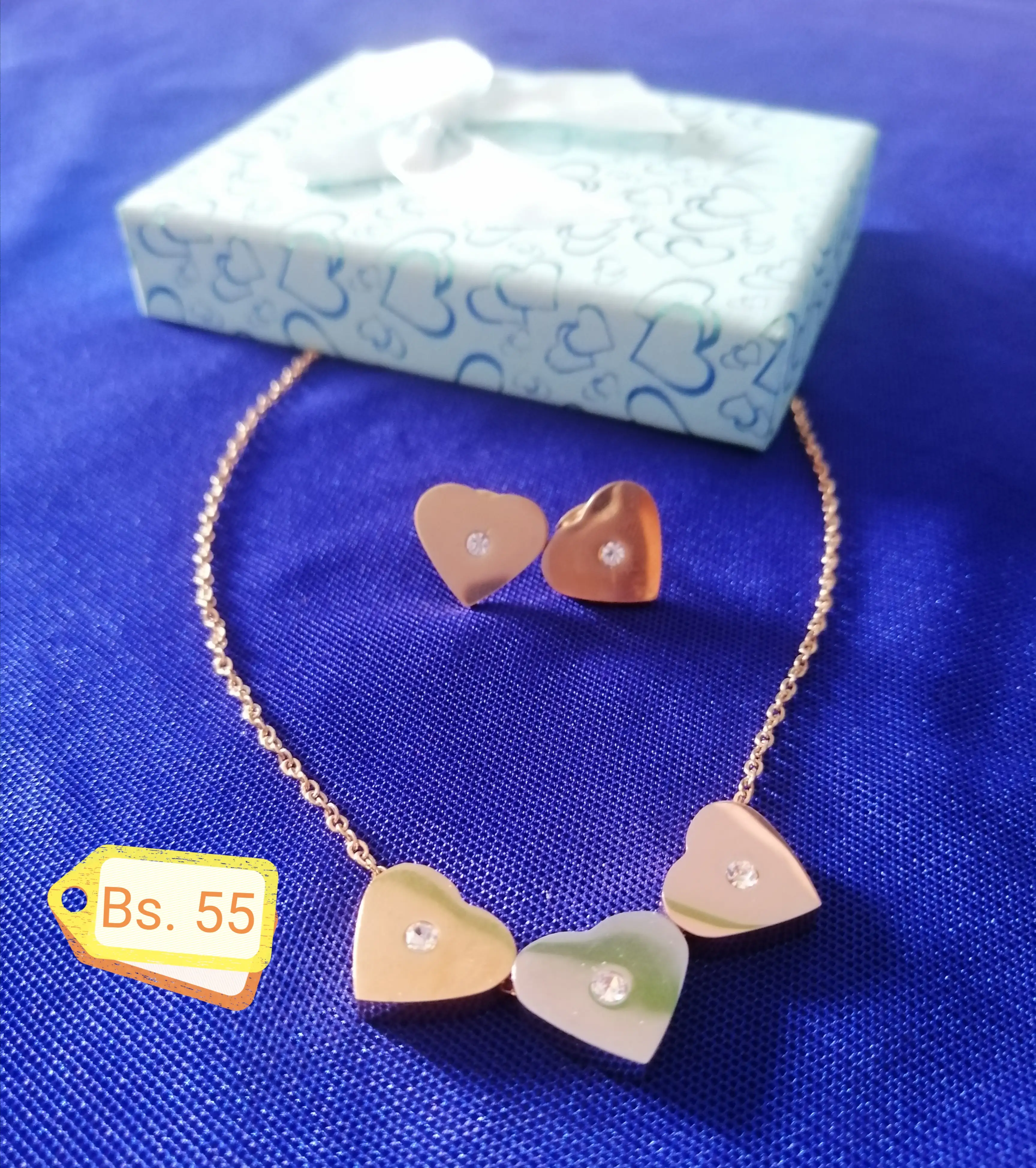 Collar de Corazones