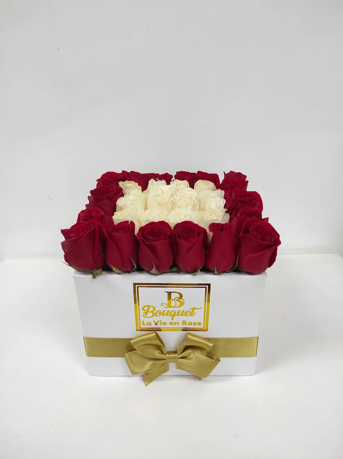 Cuadrada mediana de 36 rosas 2