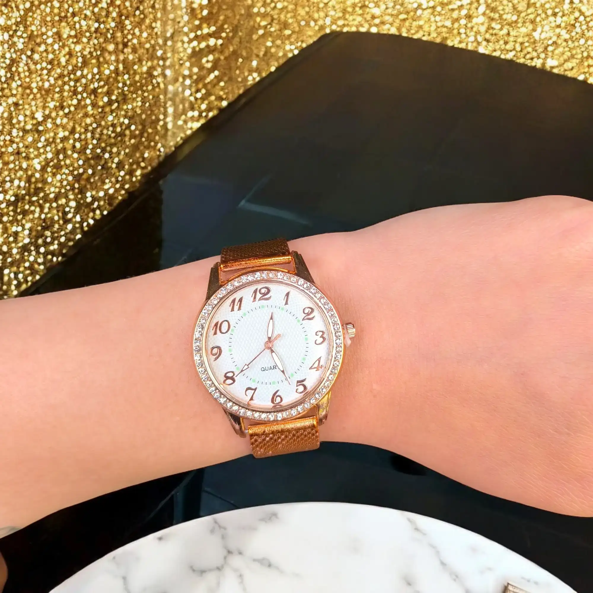 Reloj dorado  2