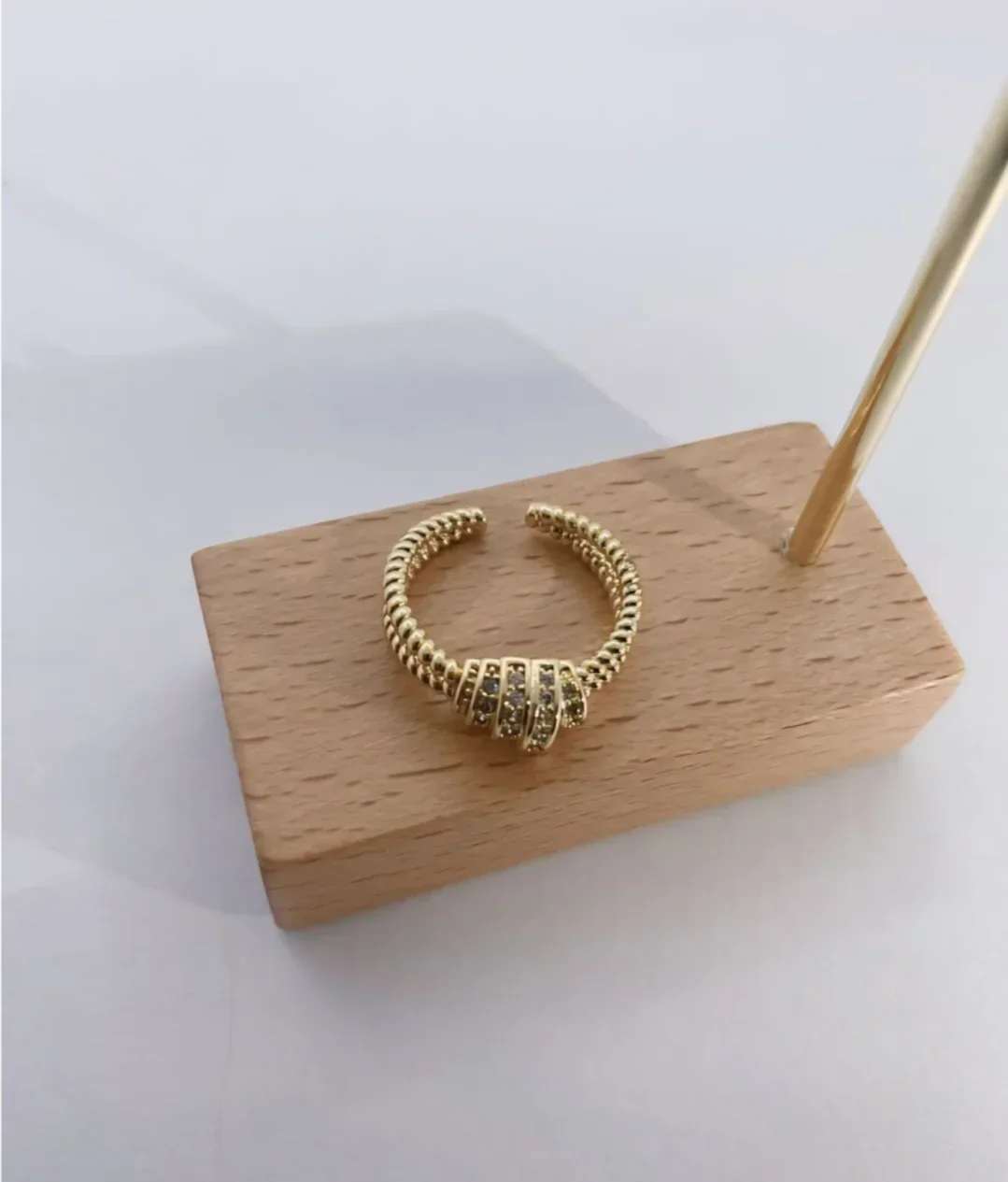 Anillo nudo piedras  3