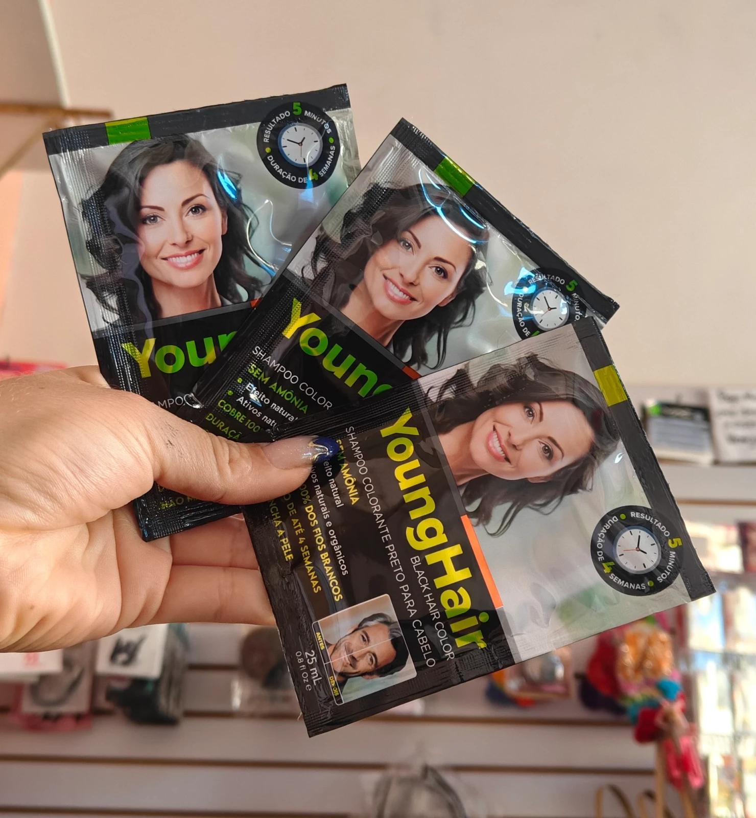 Shampu de color young hair sobre 