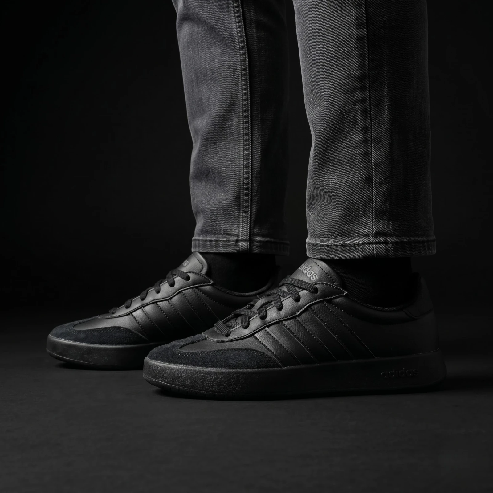 TENIS ADIDAS BARREDA