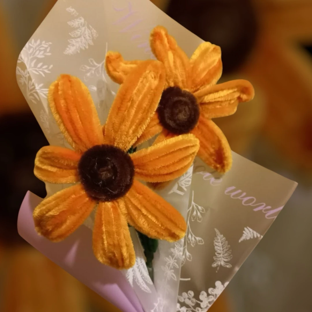 Flores artesanales hechas a mano 5