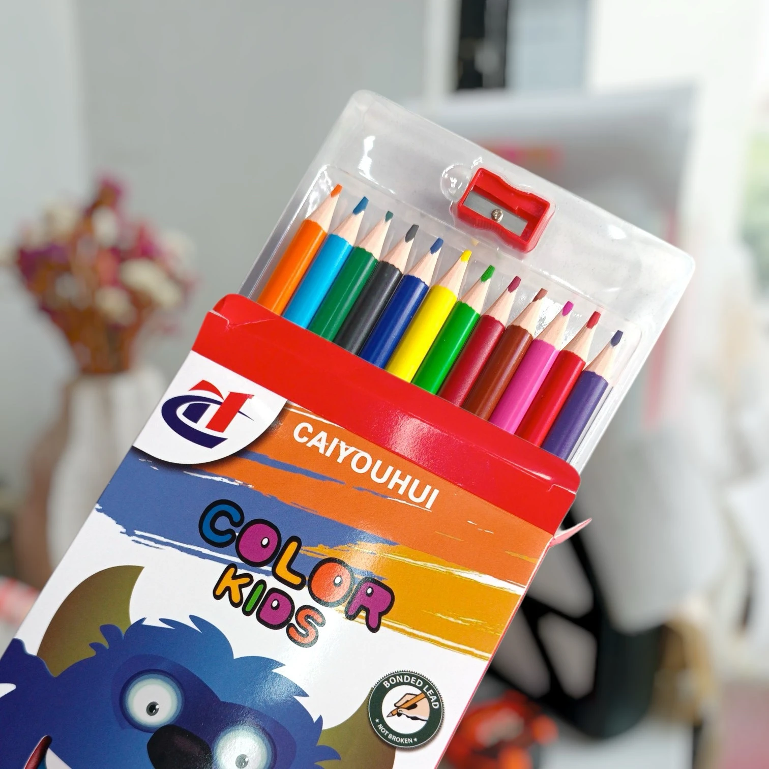 Colores jumbo con sacapuntas 8