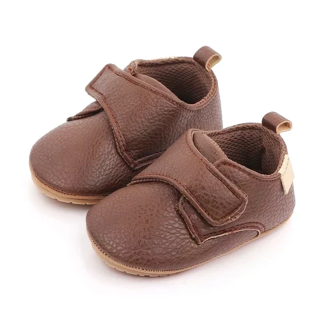 ZAPATITOS CAFÉ  2