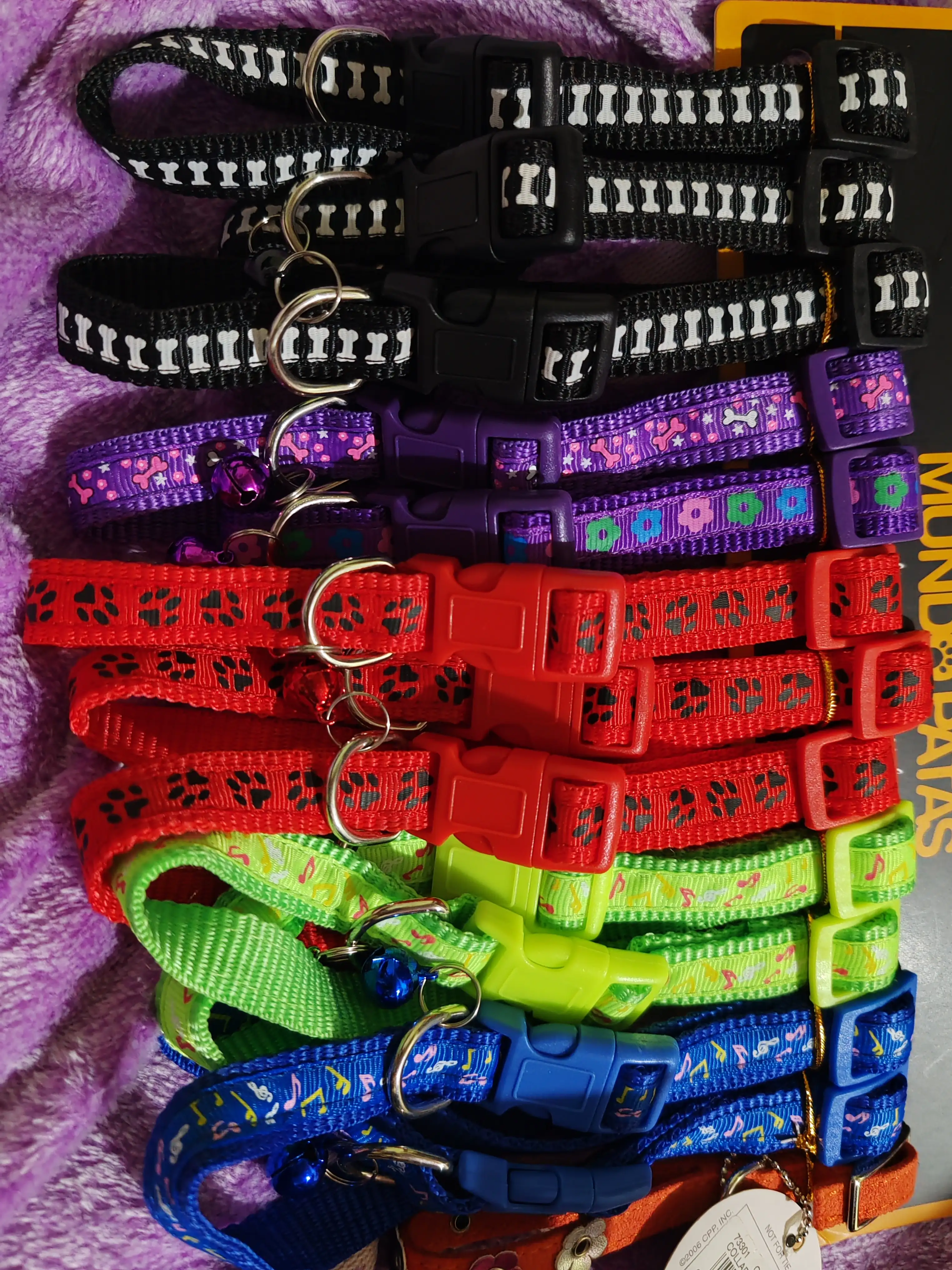 COLLARES PARA PERROS MEDIANOS 