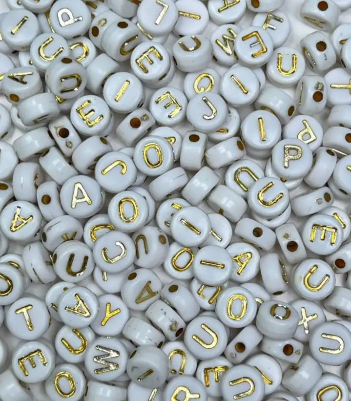 😍LETRAS BLANCO CON DORADO😍