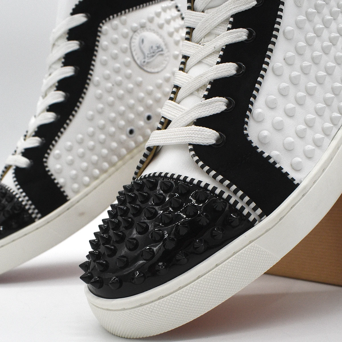 Botin C Loubutin&nbsp;Spikes 3