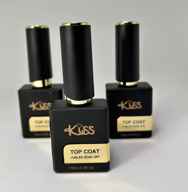 BASE Y TOP COAT MARCA KISS  2