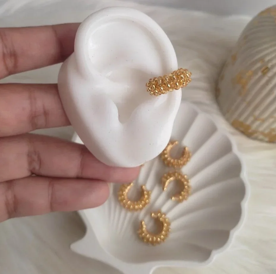 EARCUFF PIEDRAS DORADAS