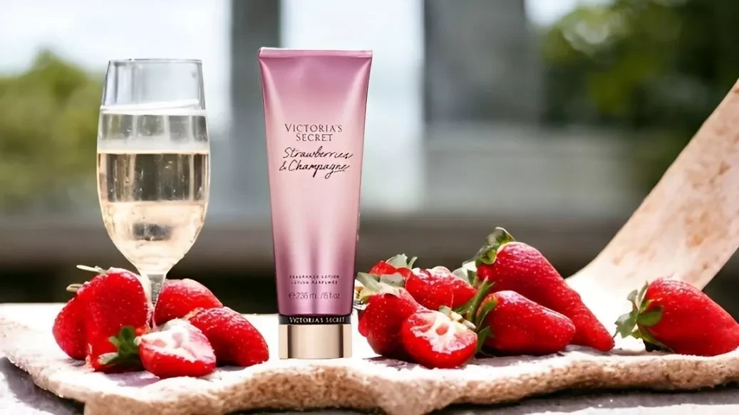 VS Strawberries e Champagne Hidratante 3