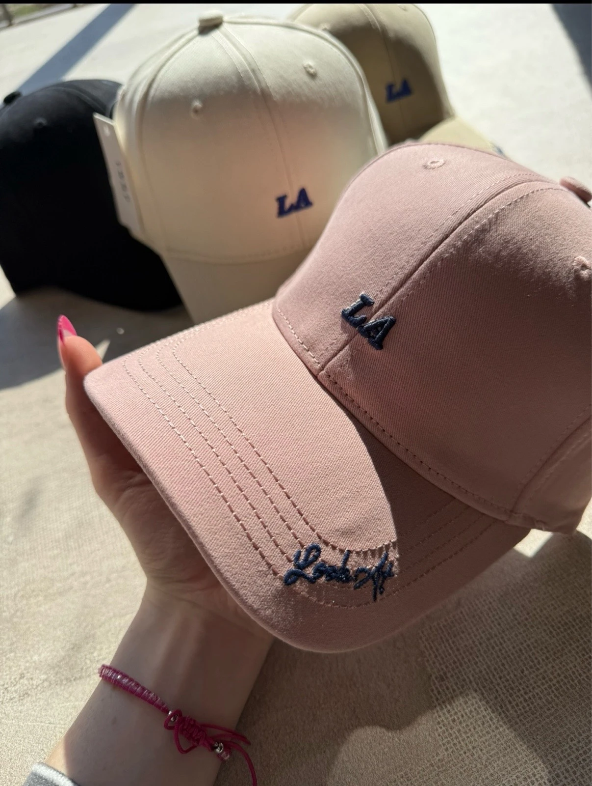GORRAS LA 