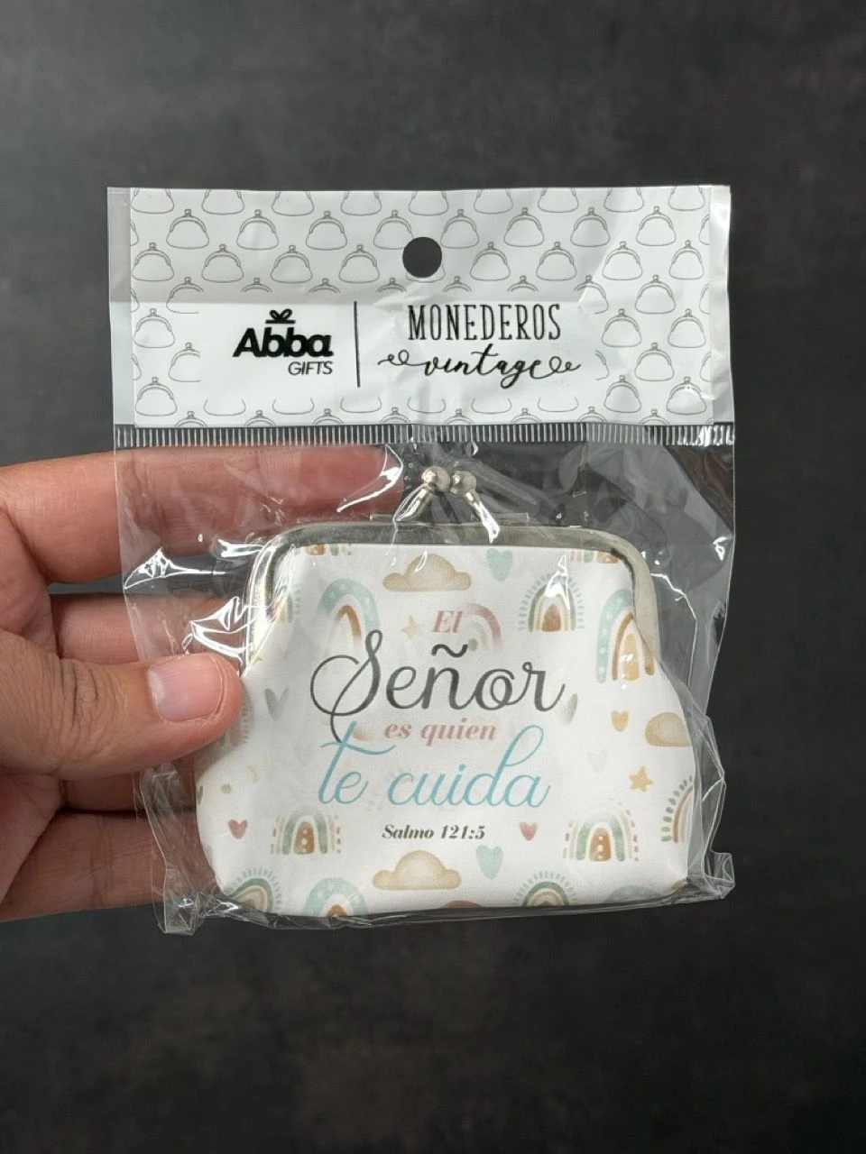 Monedero vintage con broche El Senor es quien te cuida