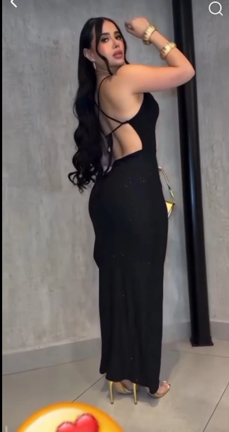 VESTIDO LARGO CON ABERTURA 3