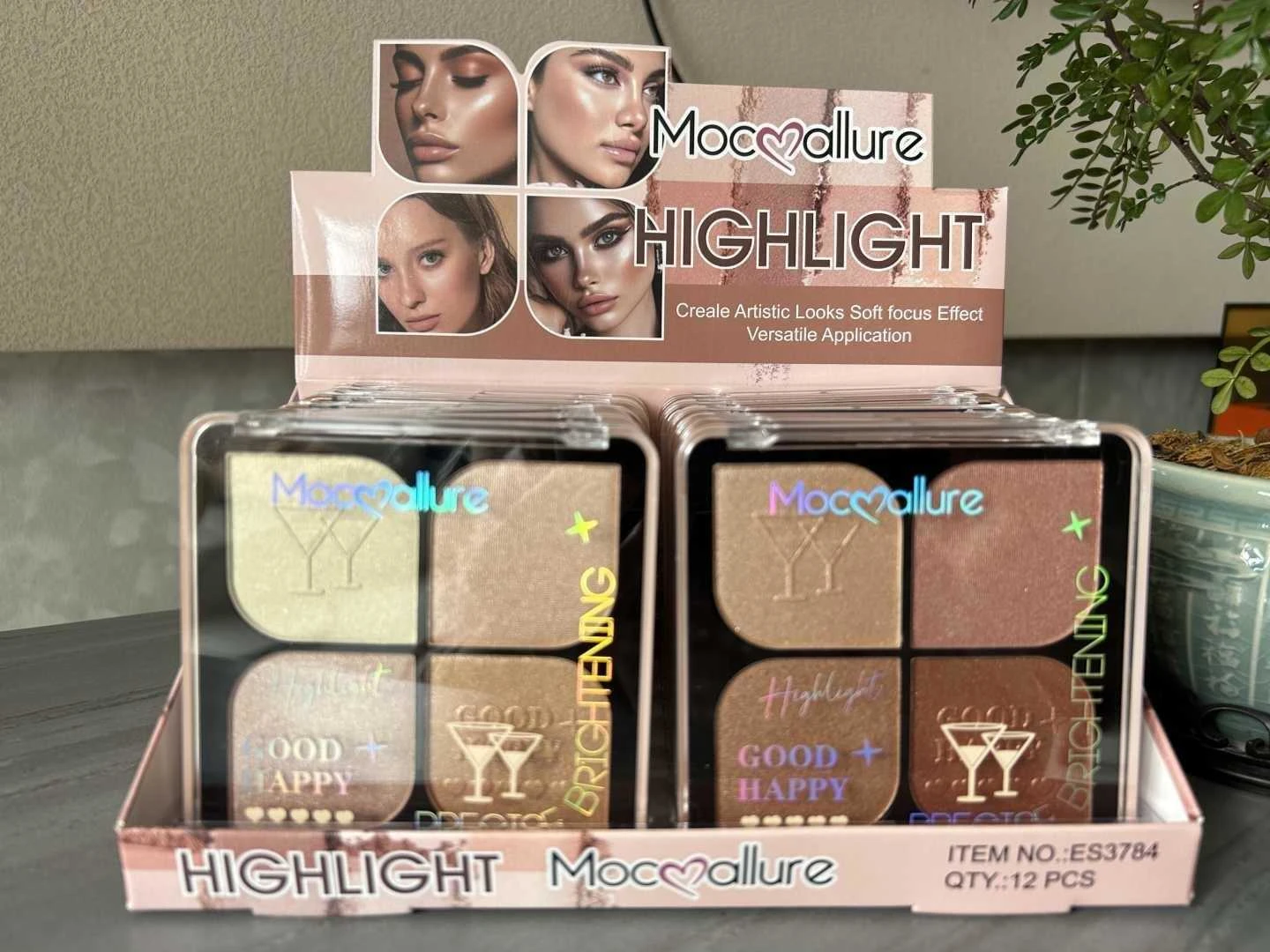 PALETA ILUMINADORA 4 TONOS