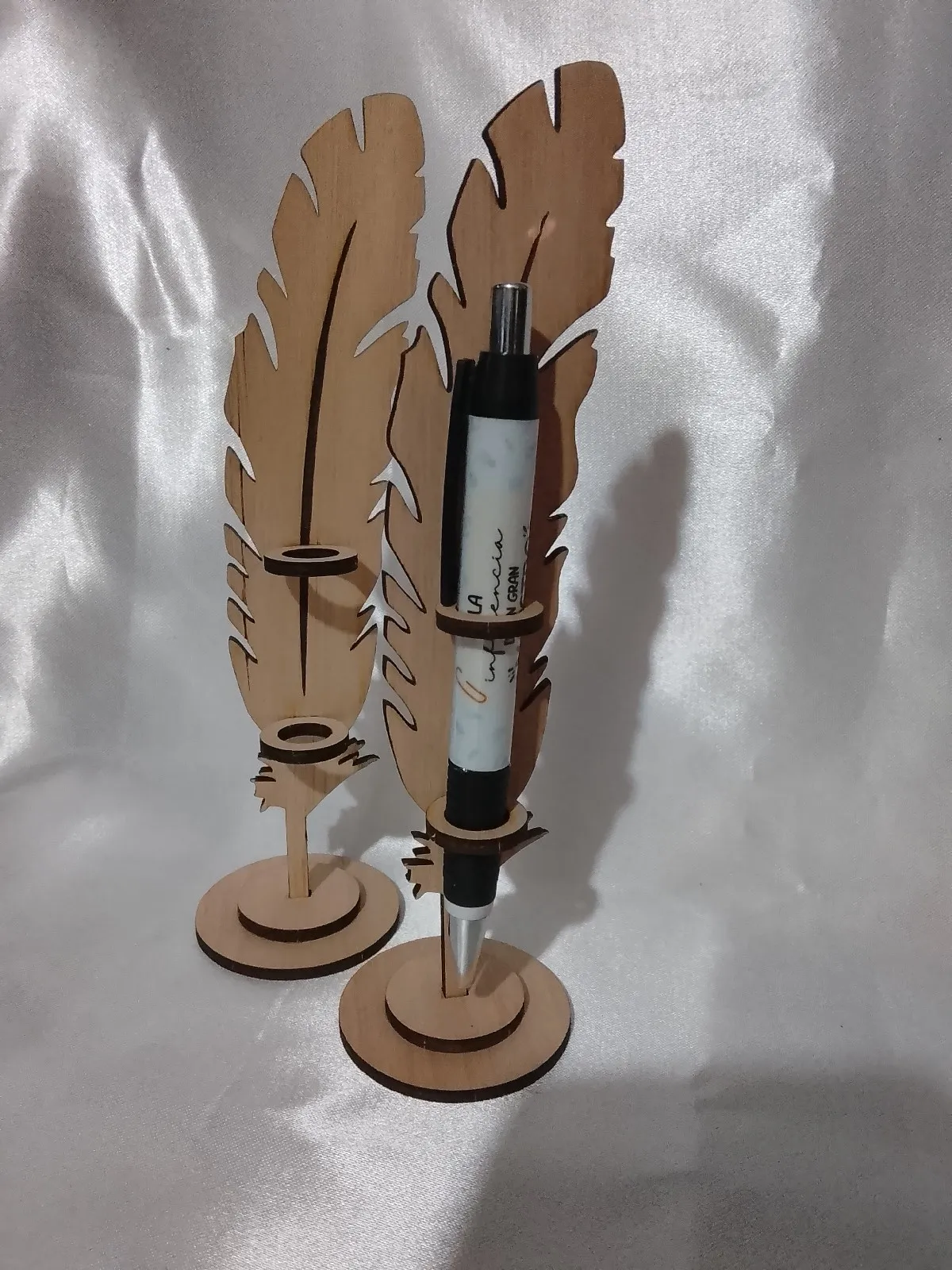 Soporte pluma con lapicera 