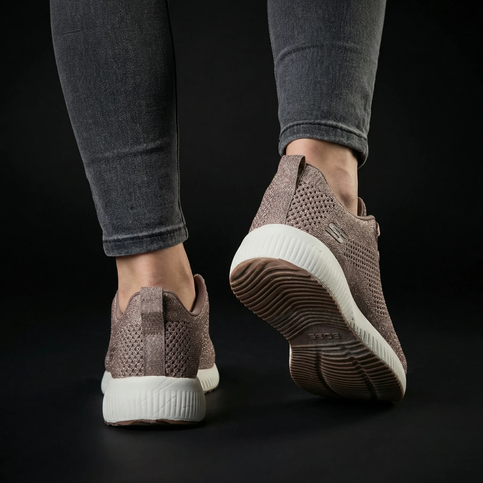 ZAPATILLAS SKECHERS BOBS SQUAD DE MUJER 4