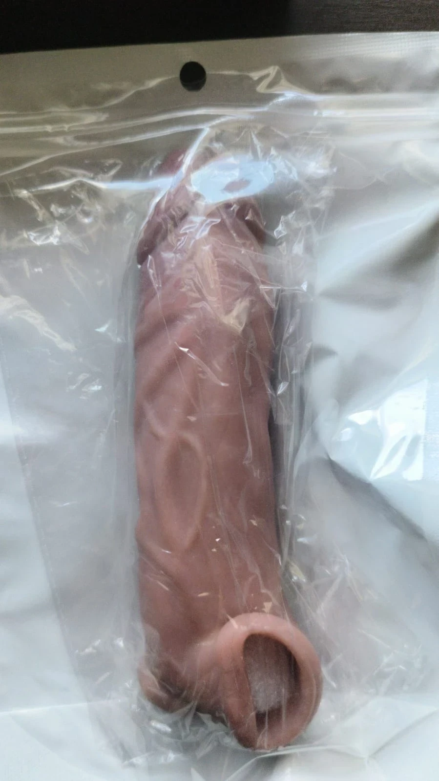 Funda sensación realista sujetador. Mide 12 cm de largo. 